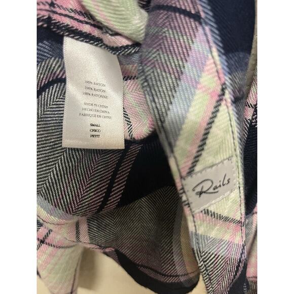 Rails Long Sleeve Button Down Shirt Blue Pink Plaid Size S Patch Pocket Soft - Picture 9 of 11
